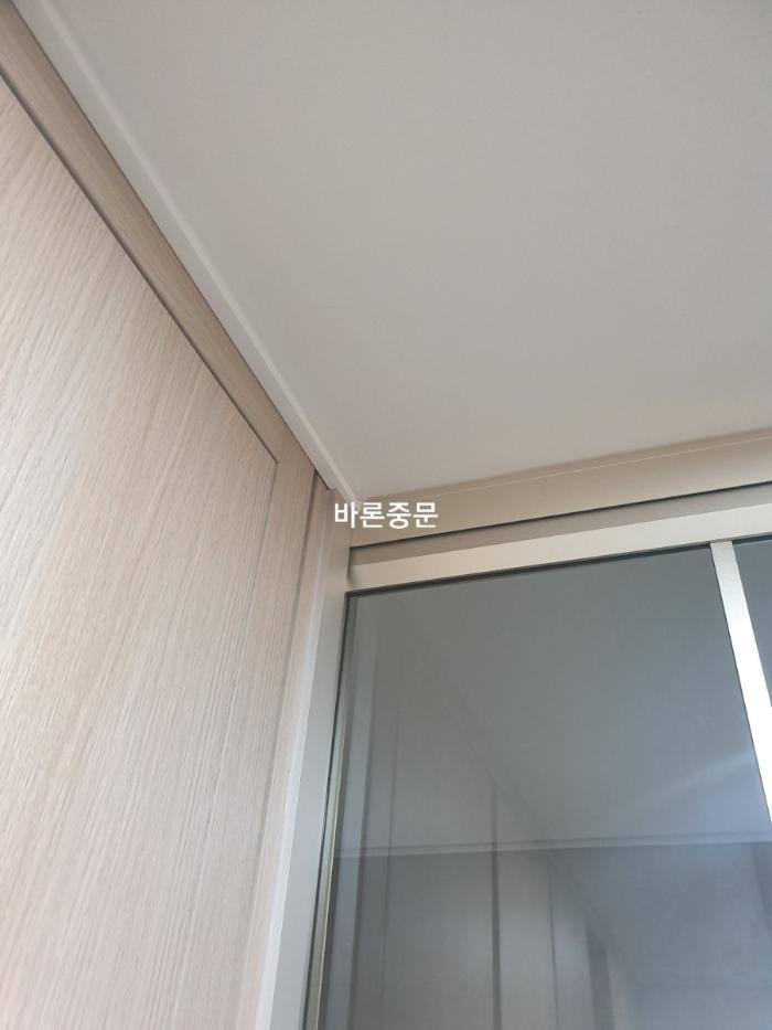 샴페인골드 프레임과 강화브론즈 유리의 조합 | 다산신안인스빌퍼스트포레