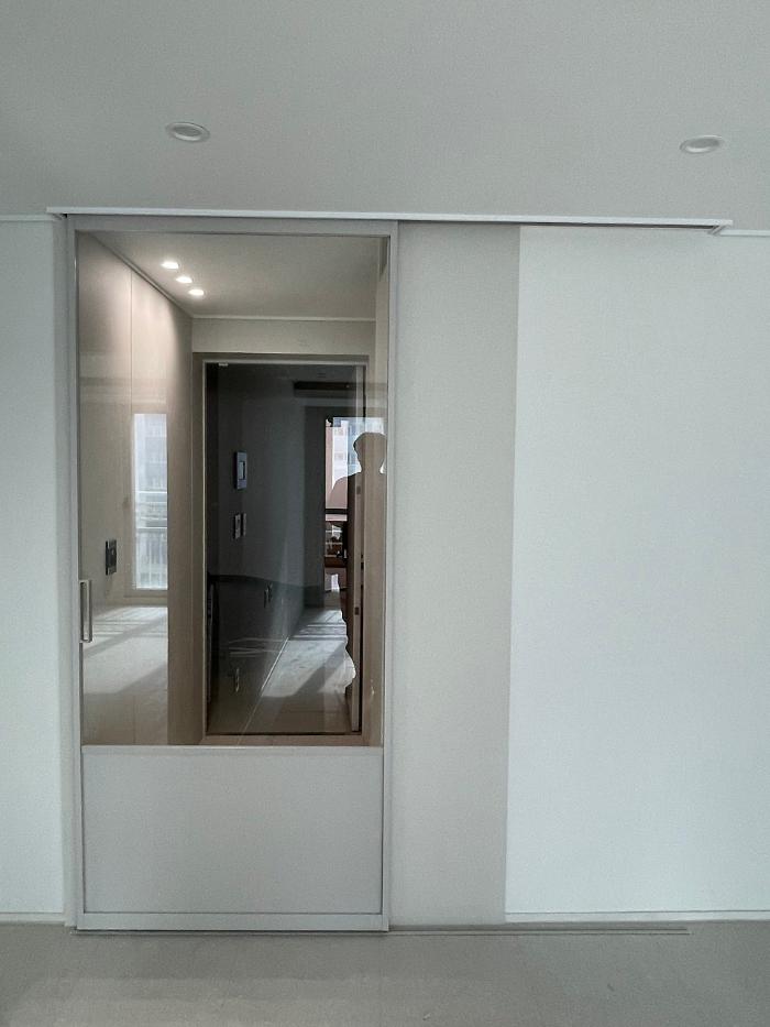 상부레일 매립 원슬라이딩 중문 (진베이지)