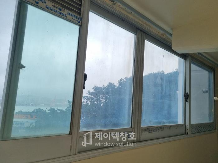 알루미늄 샷시의 열전도율을 잡은 26T 로이+그린 유리 교체 | 영도 청학삼창