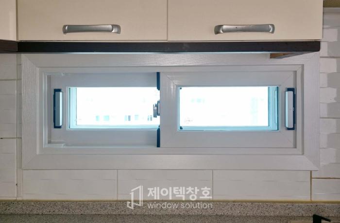 30년 된 알루미늄 샷시를 KCC 로이유리로 교체한 거주 중 리모델링 | 울산 범서현대2차