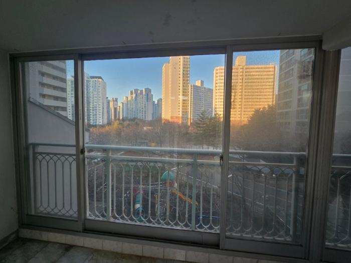 백색 타일