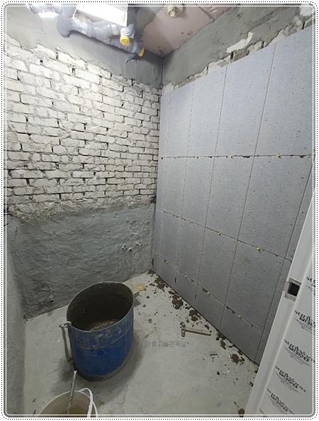 수평 및 기준선 설정을 위해 사용되는 수공구와 도구