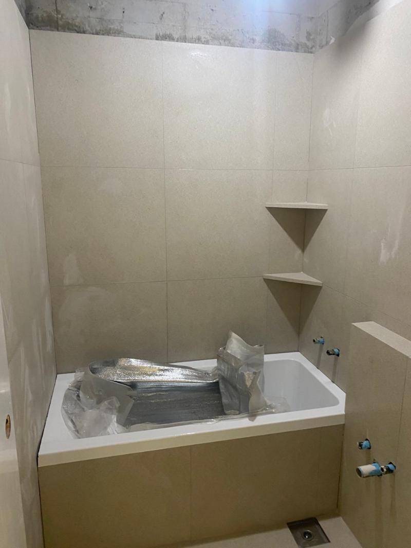 욕조 설치를 위한 조적 및 미장 과정