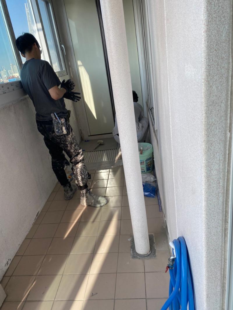 정밀 가공을 위해 준비된 타일 수공구