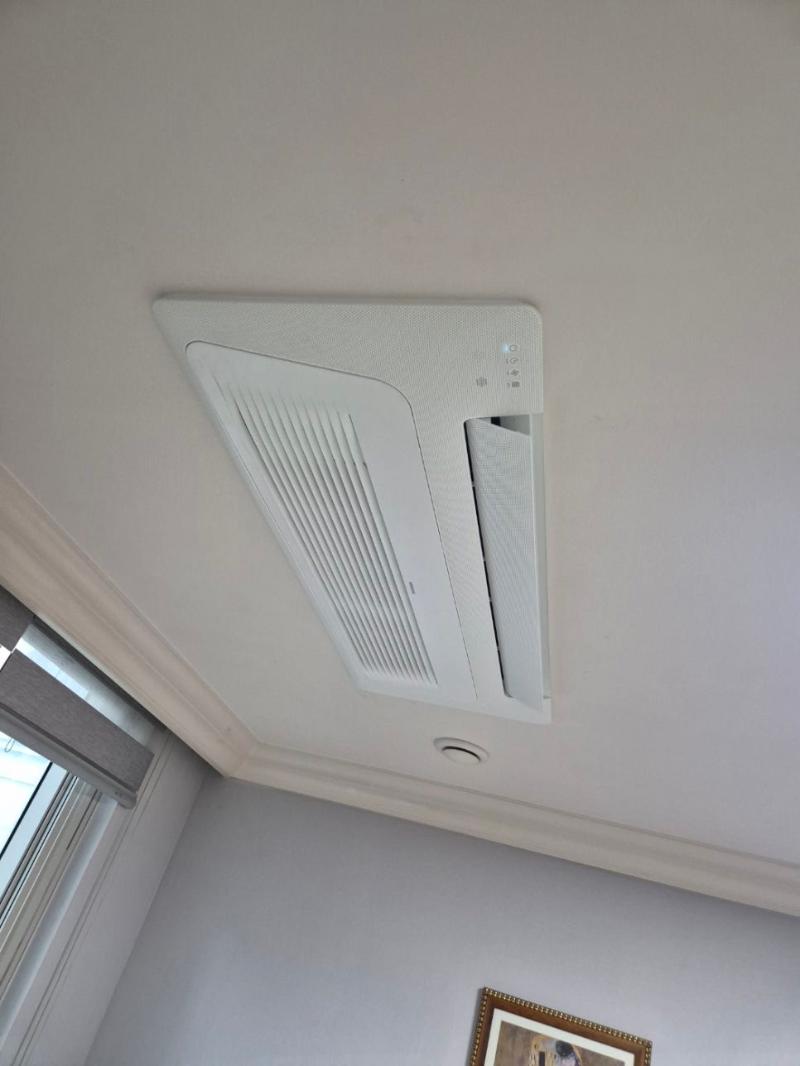오염이 보이지 않는 전등과 조명 기구