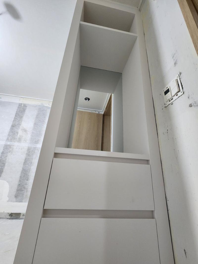 수납장 전면부의 면 균일함을 잡는 단계