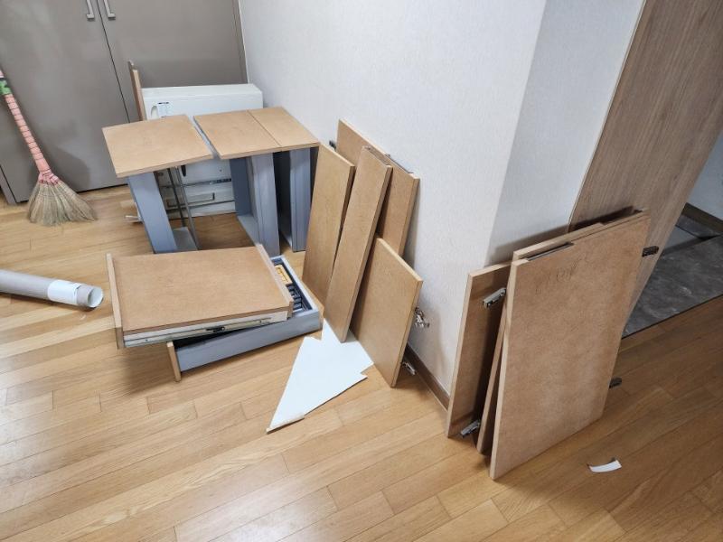 기존 문판을 철거하여 정리한 과정