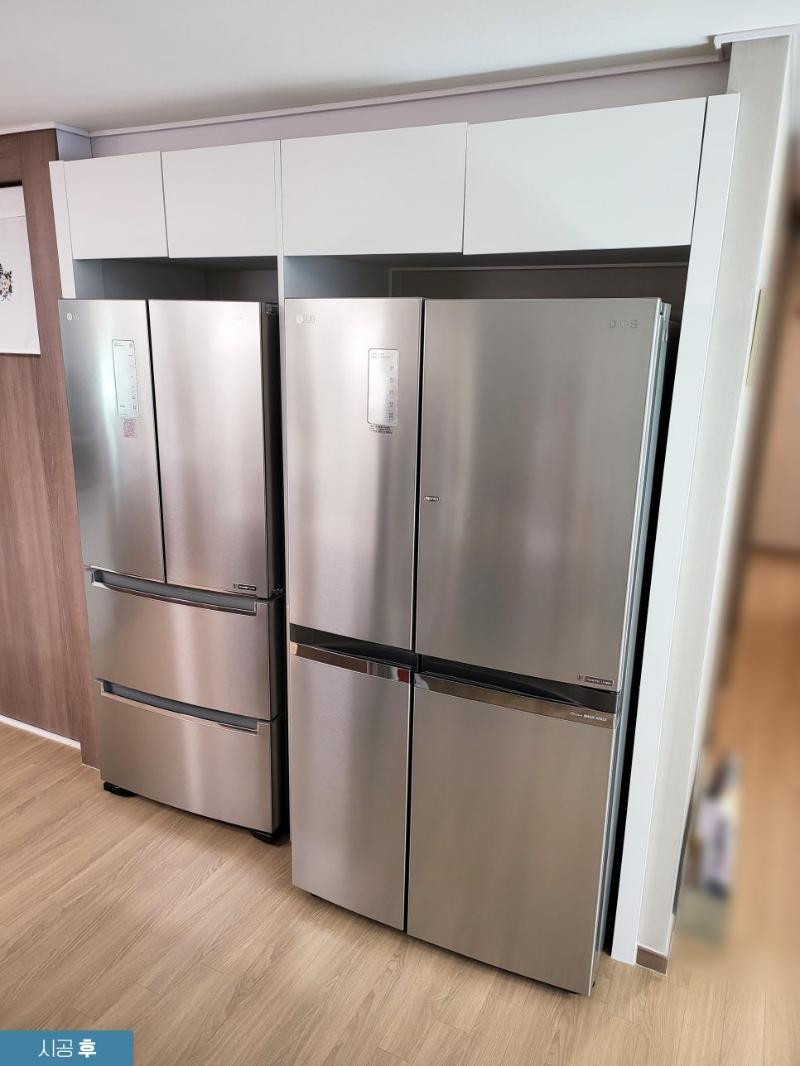 삼성필름 SG121로 래핑된 화이트 톤의 수납장