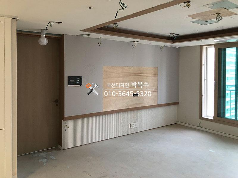 실링팬 설치를 위한 천장 보강 및 배선 작업 과정