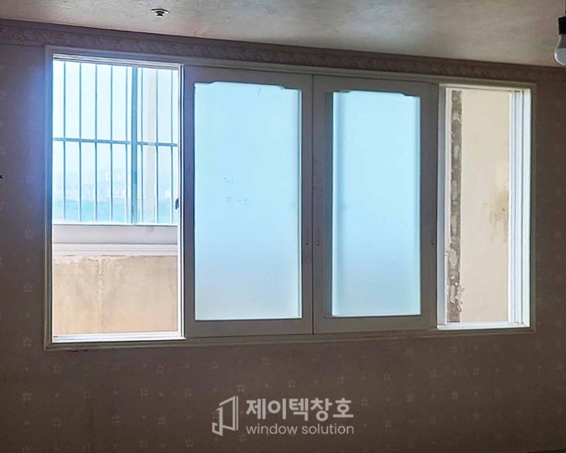 30년 된 알루미늄 창호를 26T 로이유리로 교체한 진주 덕산아파트 | 진주 덕산아파트 사진
