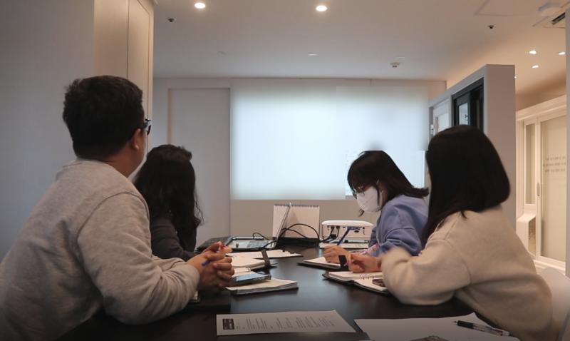 현장에서 촬영한 사진
