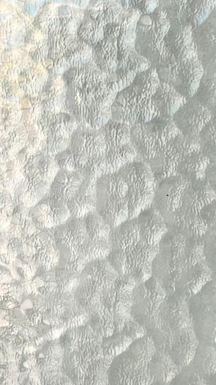 다양한 질감과 패턴의 유리 자재 클로즈업